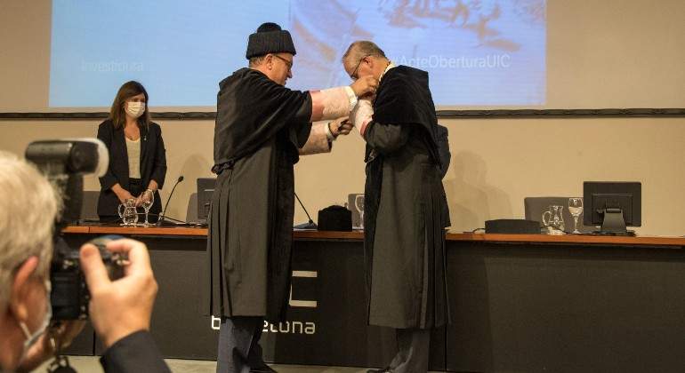 rector-4.jpg