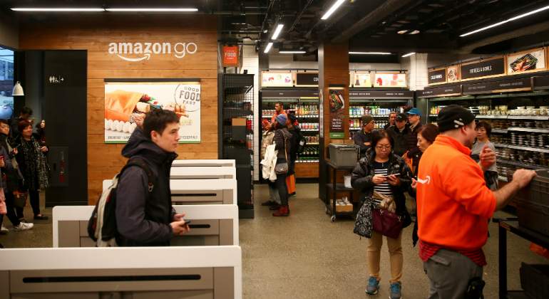 amazon-go-2.jpg