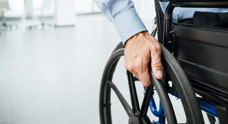 770-x-420-Accidentado-en-silla-de-ruedas-Istock.jpg