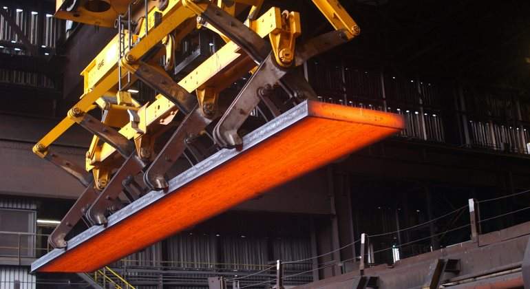 industria-metal-hierro-candente-770-arcelormittal.jpg