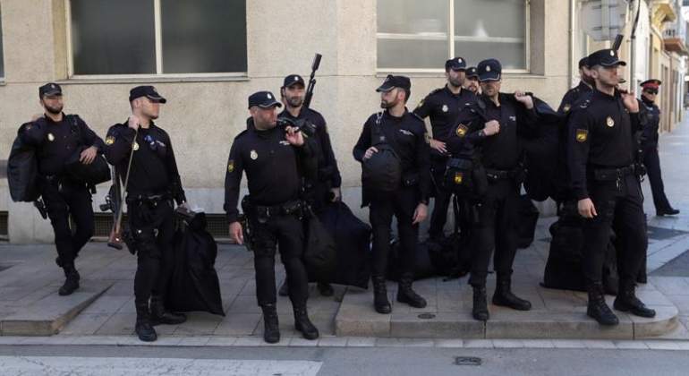 policias-cataluna-efe.jpg