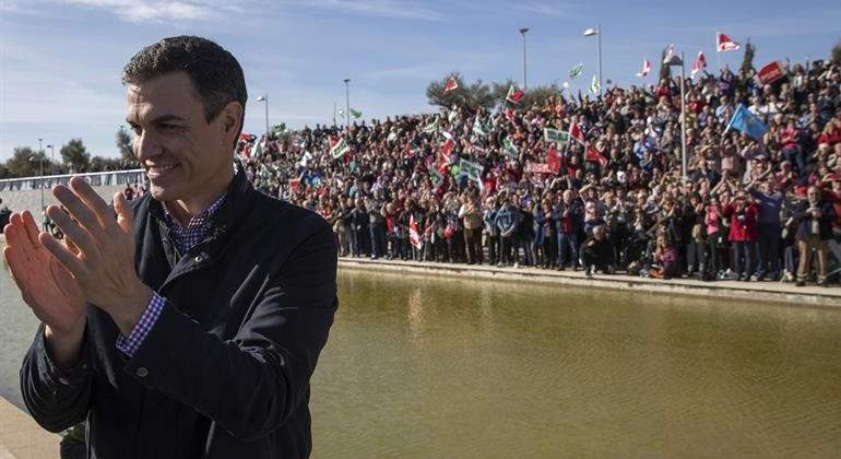 pedro-sanchez-acto-sevilla-candidatura-primarias-psoe-efe.jpg