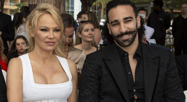 pamela-anderson-rompe-rami770.jpg