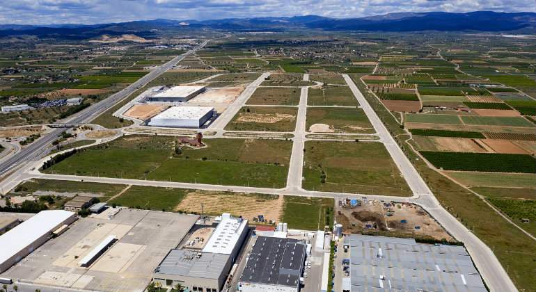 Pligono-Industrial-Les-Carrases-Bertolin.jpg