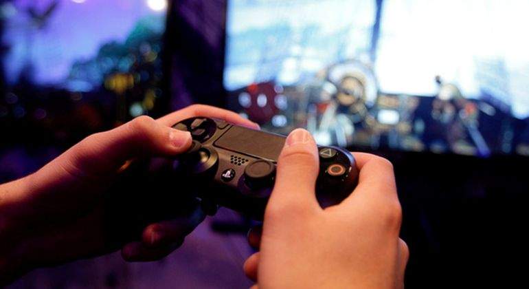 play-station-reuters.jpg