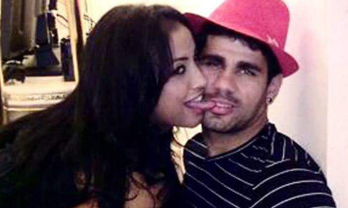 diego-costa-informalia-770-lengua-1.jpg