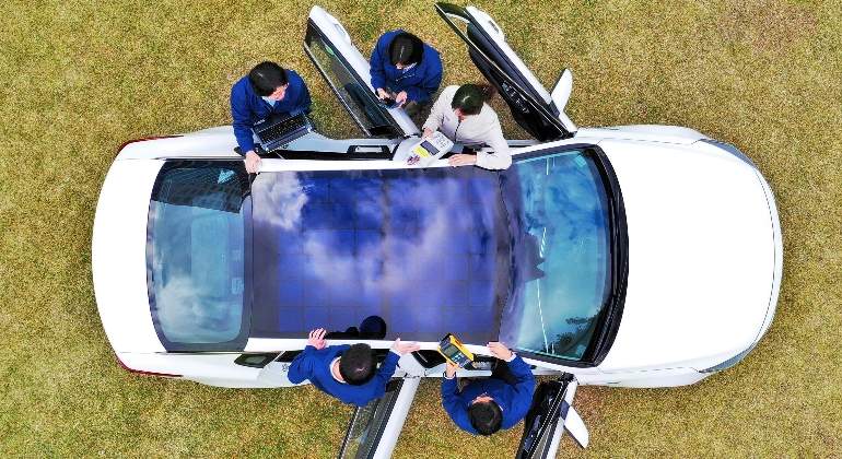 paneles-solares-hyundai-01.jpg