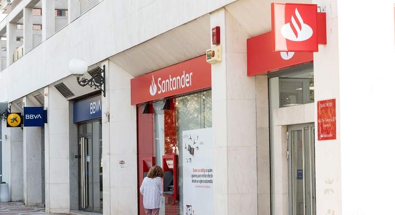 sucursales-oficinas-caixabank-santander-bbva2.jpg