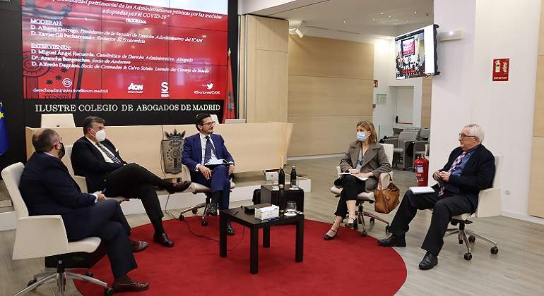 Jornada-sobre-responsabilidad-patrimonial-del-Estado-por-el-Covid--770-x-420-EE.jpg