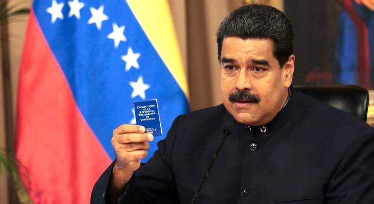 maduro-constitucion-venezuela-abril-2017-efe.jpg
