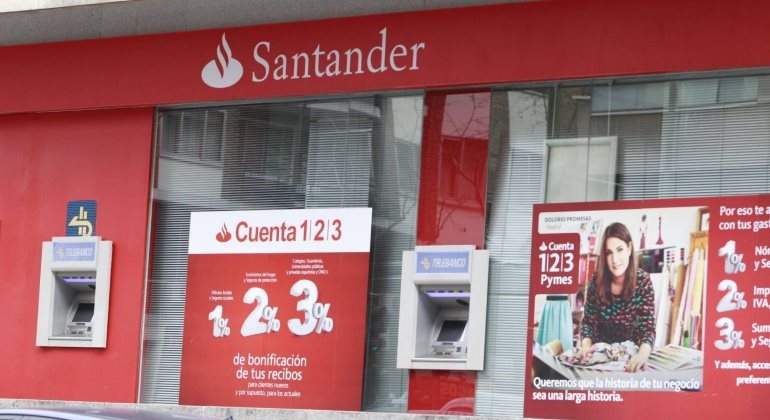 cuenta-123-santander-sucursal-fachada.jpg