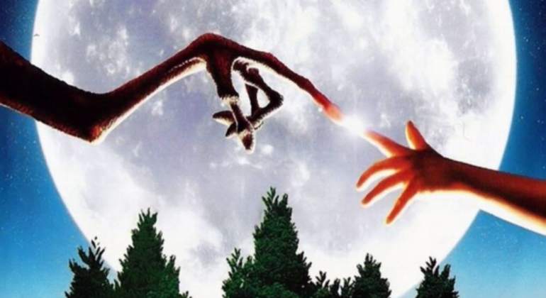 et-extraterrestre-cartel.jpg