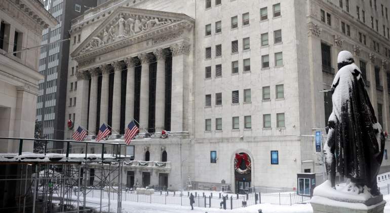 nyse-wall-street-reuters.jpg