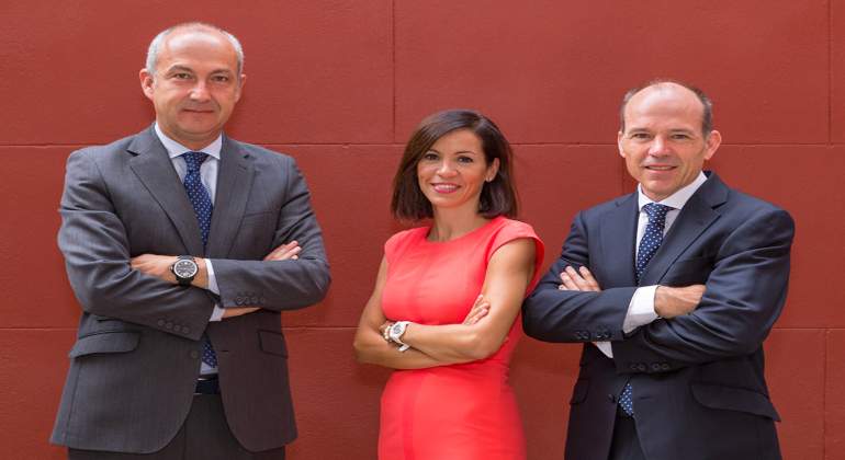 Abante-angel-Olea-Marta-Campello-y-Joaquin-Casasus1.jpg