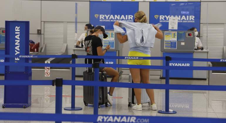 turista-mascarilla-ryanair-ep.jpg