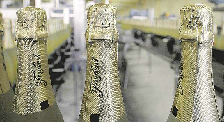 freixenet-fabrica-botellas-770.jpg
