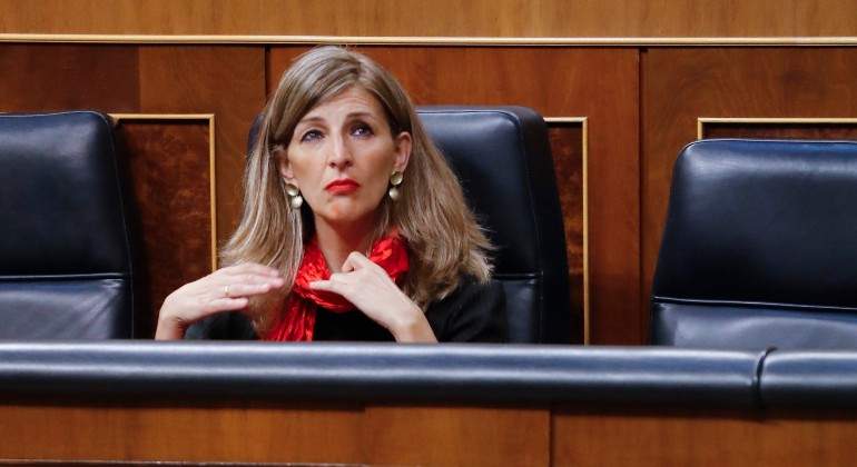 diaz-yolanda-congreso-manos-efe.jpg_