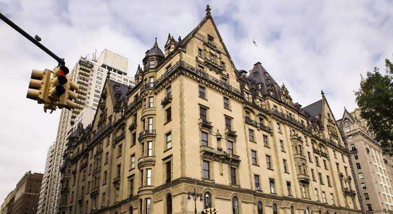 Edificio-Dakota-en-Nueva-York-2017-iStock.jpg
