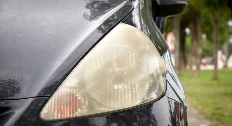 faros-coche-opaco.jpg