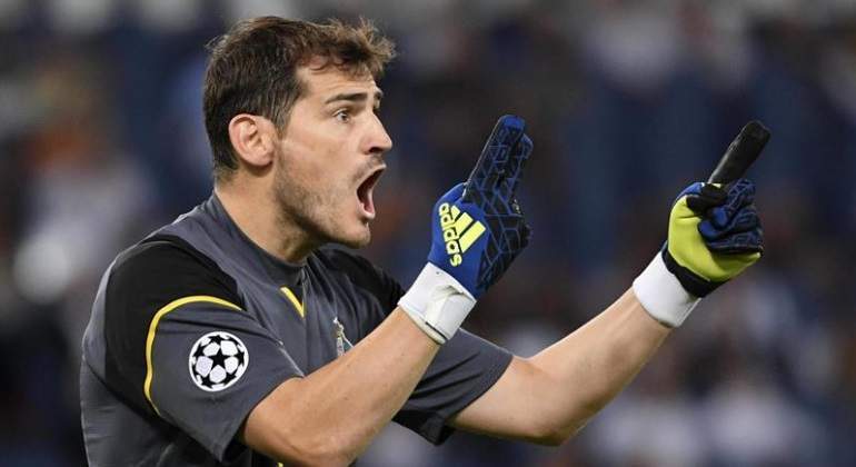 casillas-oporto-roma-efe.jpg
