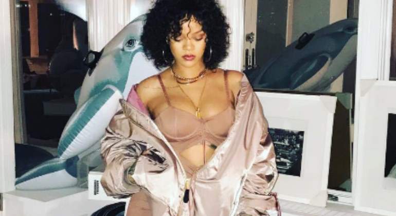 rihanna-embarazada770.jpg