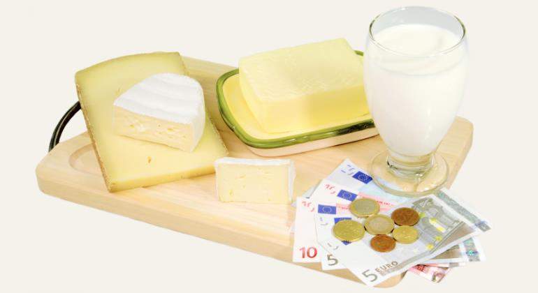 lacteos-dinero-770-dreamstime.jpg