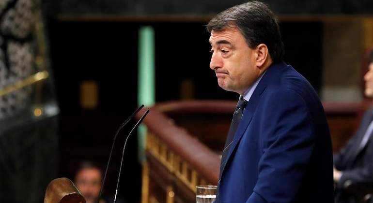 aitor-esteban-investidura-23jul19-efe.jpg