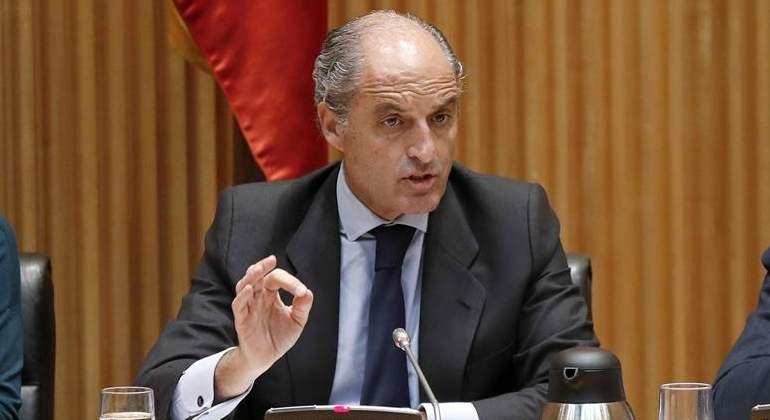 camps-congreso-diputados-6marzo18-efe.jpg