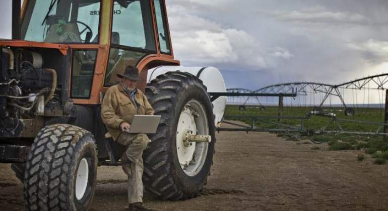 comercio-online-campo-tractor-770-getty.jpg