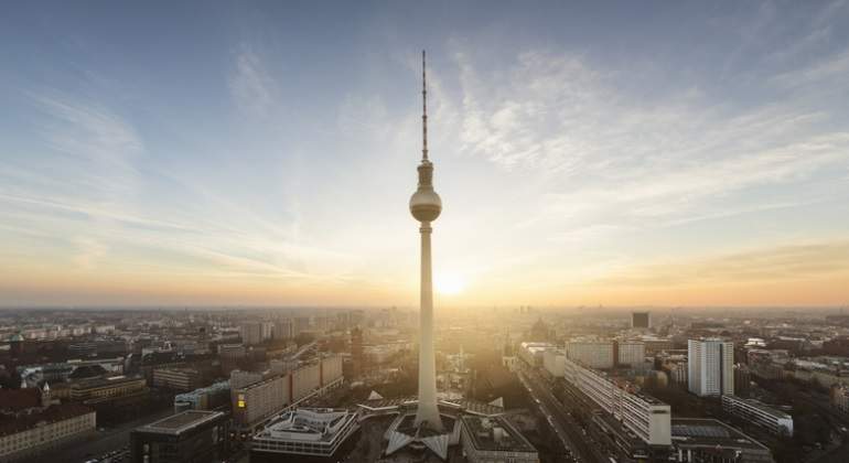 berlin-alemania-atardecer-skyline-getty-770x420.jpg