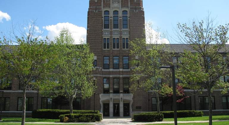 universidad-michigan-wikipedia.jpg