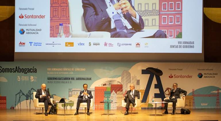 770-x-420--Mesa--secreto-Congreso-Abogacia-Bilbao.jpg