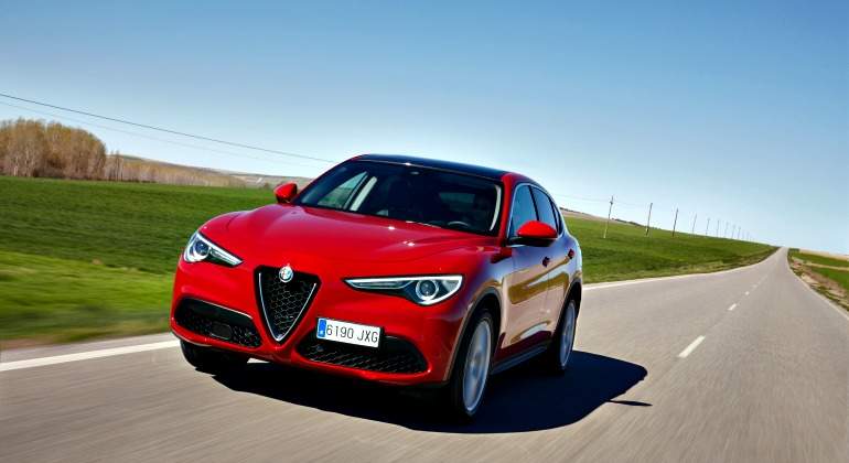 Alfa-Romeo-Stelvio-770.jpg