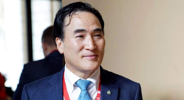 kim-jong-yang-efe.jpg