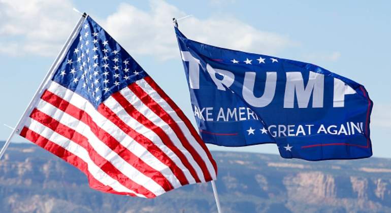 EEUU-Trump-banderas.jpg