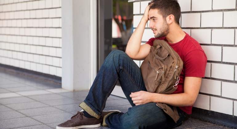 estudiante-preocupado-dreamstime.jpg