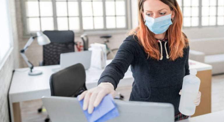 limpieza-de-oficina-istock.jpg