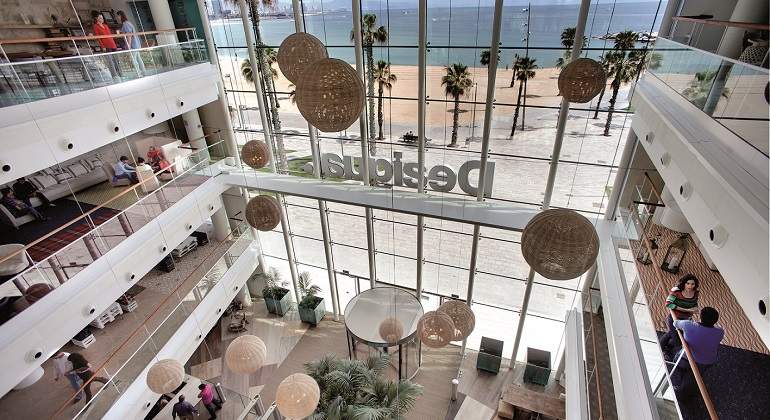 DesigualSedeInteriorWeb.jpg