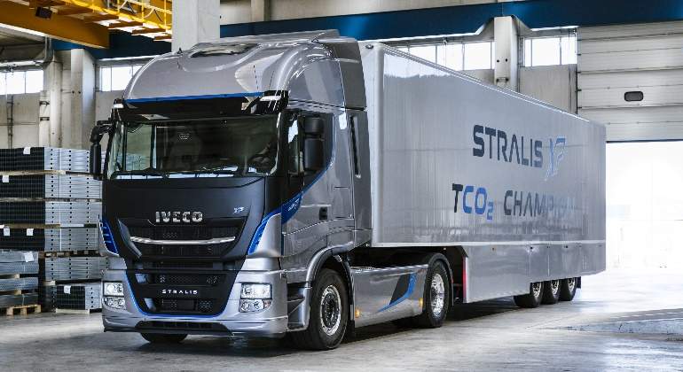 iveco-stralis.jpg