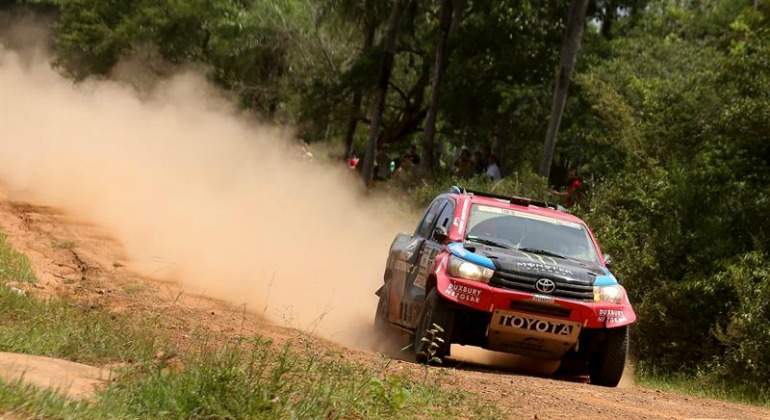 NASSER-EFE-DAKAR.jpg