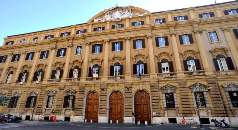 ministerio-economia-finanzas-roma-italia-770.jpg