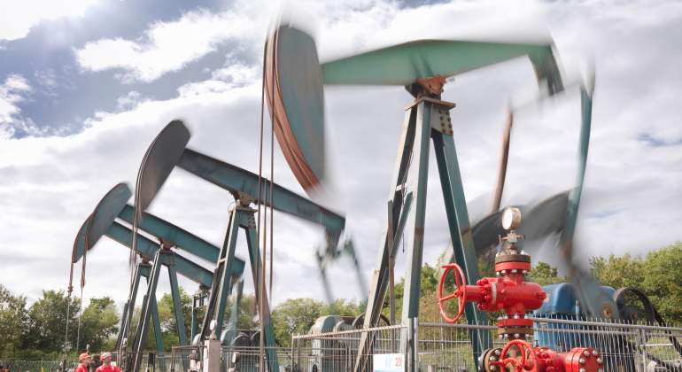 petroleo-cae-recesion.jpg