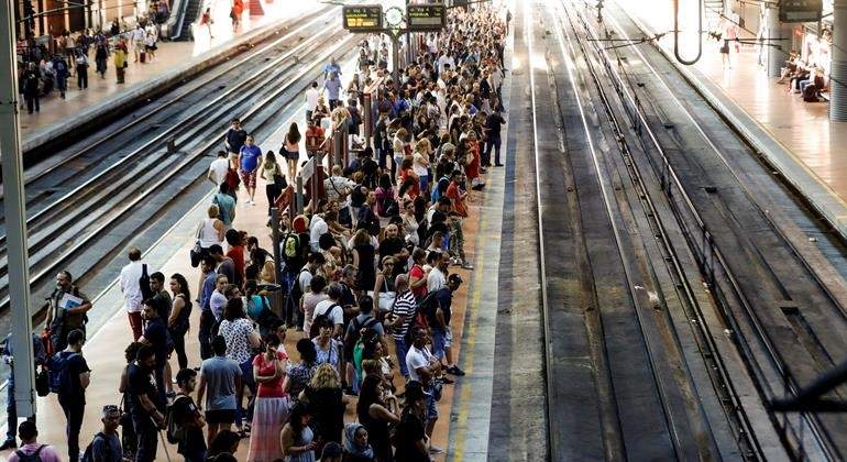 renfe-vias-efe.jpg