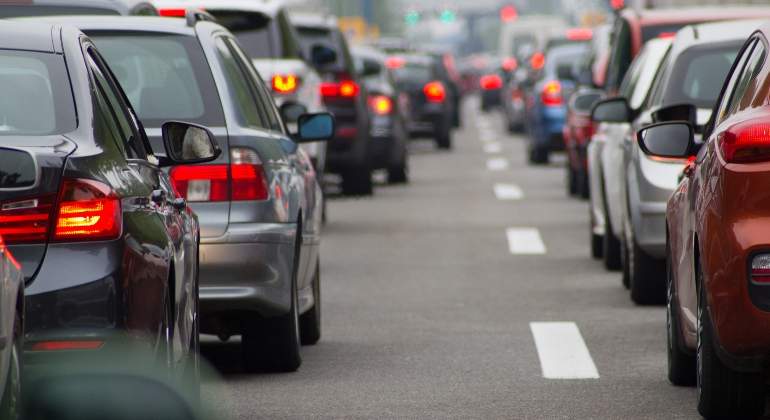 trafico-dreamstime-02.jpg