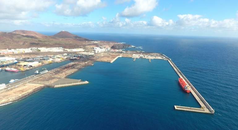 palmas-puerto-gasificadora-ee.jpg