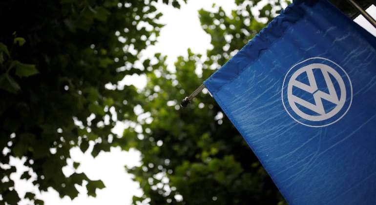 volkswagen-logo-5.jpg