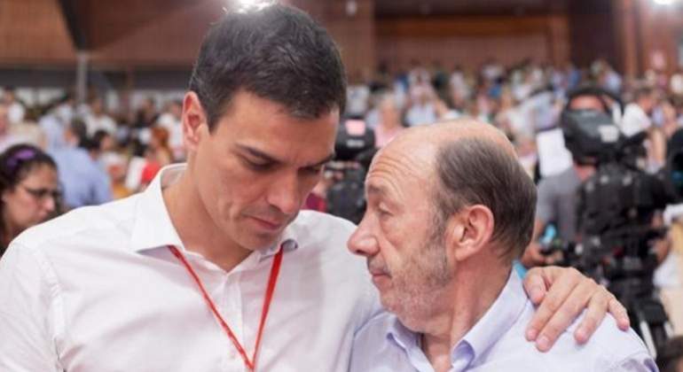 rubalcaba-sanchez-efe.jpg
