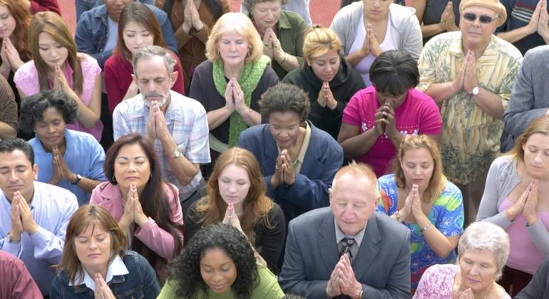 religion-gente-reza-getty.jpg
