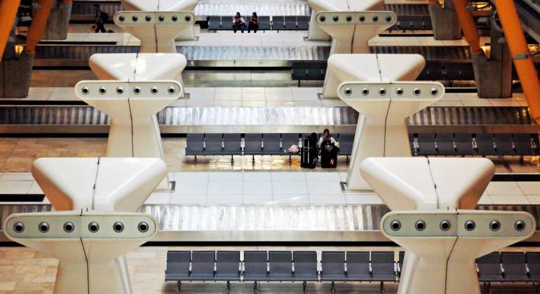 Aeropuerto-cintas-maletas-770-reuters.jpg