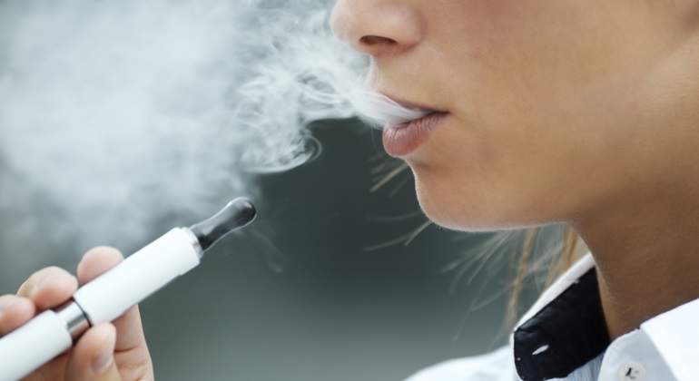 tabaco-cigarrillo-electronico-dreamstime-770x420.jpg